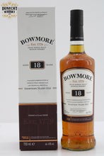 Load image into Gallery viewer, Bowmore 18 Year Old With Oyster Plate
